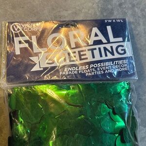 Green Floral Festive Garland